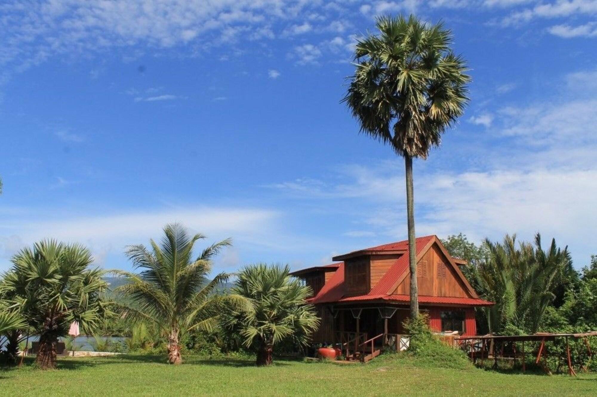 Villa Vedici Kampot Esterno foto