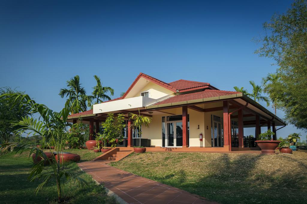 Villa Vedici Kampot Esterno foto